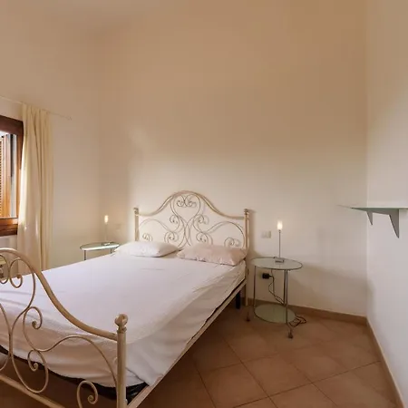 Fragola Apartment